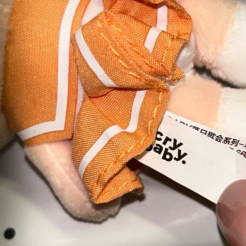 Brand New in (Open) Box CRYBABY Sunset Concert Series -Plush Pendant Blind Box - Picture 10 of 16